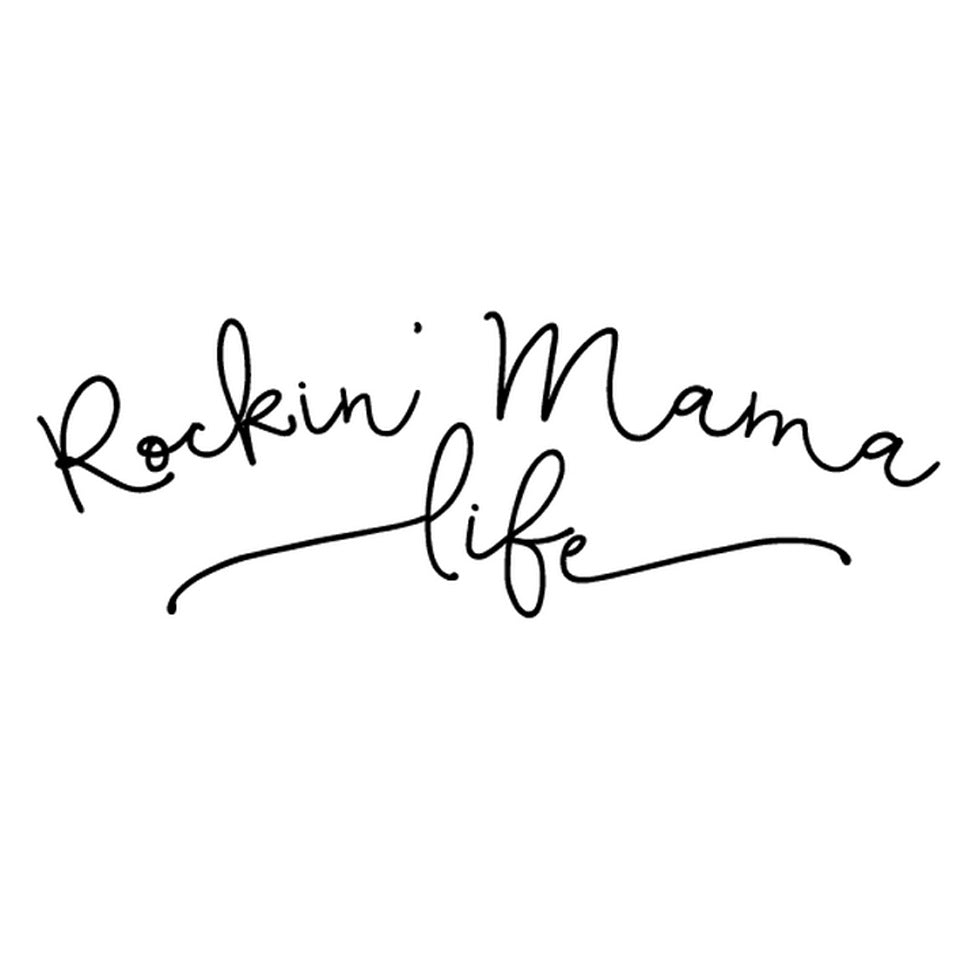 Rockin Mama Life Puts Our Active Cami to Work