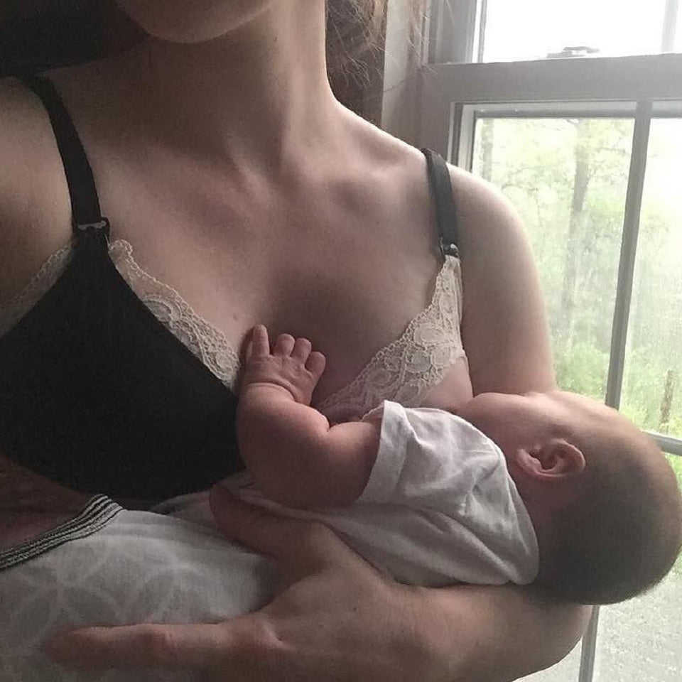 6 Tips for Breastfeeding Comfort